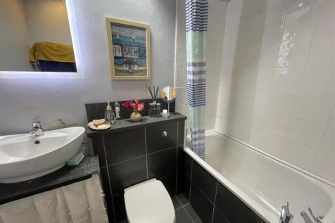 Downstairs Bathroom