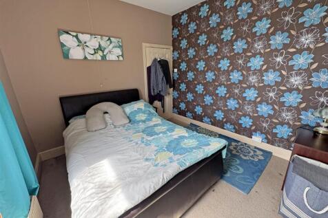 BACK BEDROOM 3