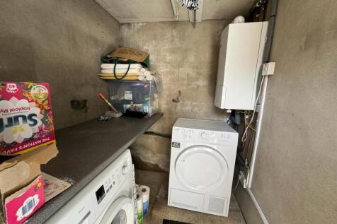 UTILITY SHED