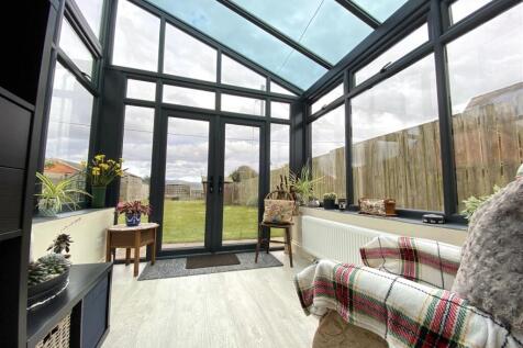 MODERN CONSERVATORY