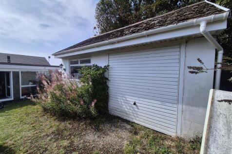 GARAGE / WORKSHOP