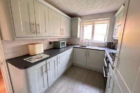 Kitchen .
