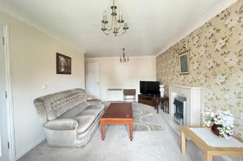 Living/Dning Area