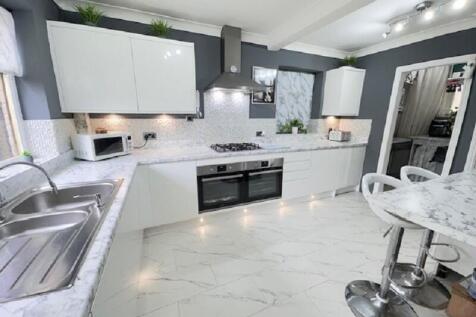 Kitchen .