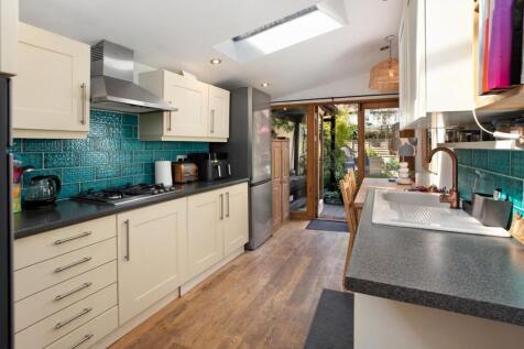 Property Image 4