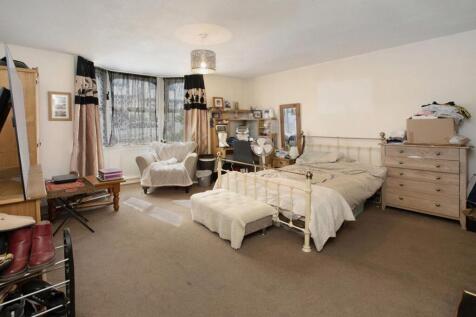 Flat 1