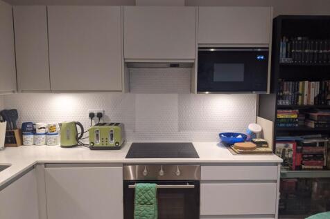 Kitchen Area Space - 2