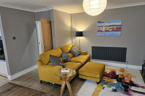 Living/dining room