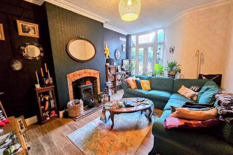 Rear Lounge