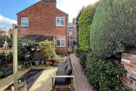 Enclosed Rear Garden