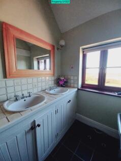 Master Bedroom Ensuite