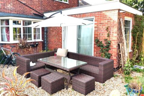 Patio / seating