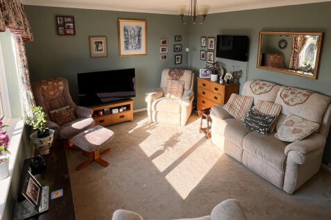 Lounge 2