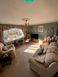 Lounge 1