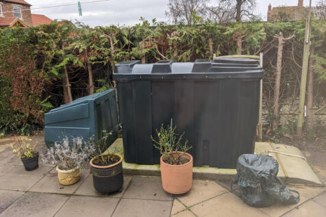 Oil tank (new)