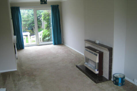 Loung/Diner with patio doors