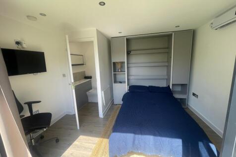 Garden Room Inside