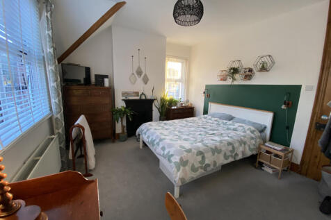 Bedroom 1 (master) 