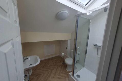 Shower room &amp; WC