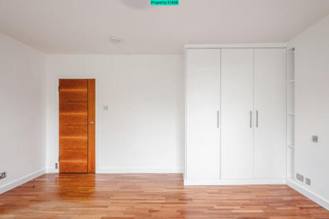 Master bedroom 3