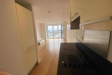 Lounge/Kitchen