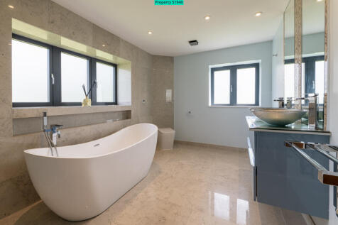 Master Bedroom Ensuite.