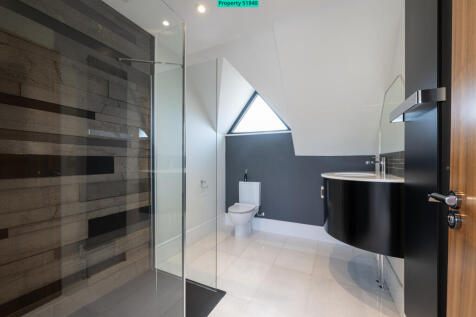 Shower Room.