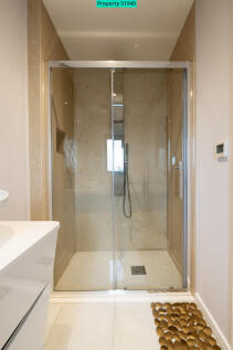 Bed 2 Shower.
