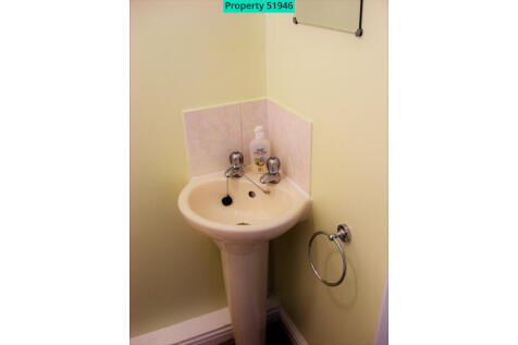 Downstairs toilet 2