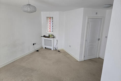 Ground - Living room