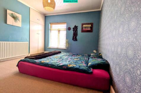 Master bedroom 1