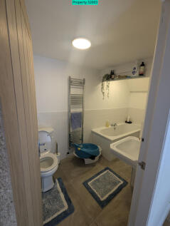 Bathroom 1st floor