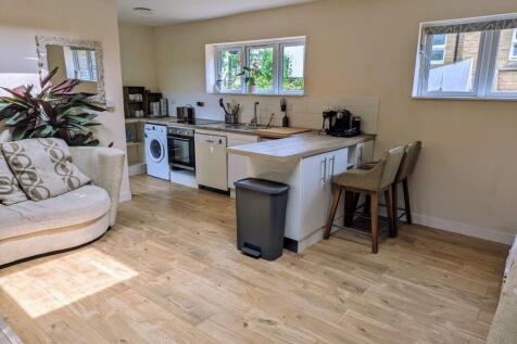 Cabin 2 - Kitchen