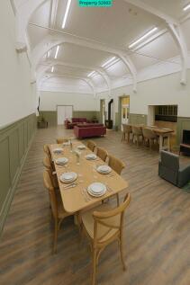 Lounge / Dining area