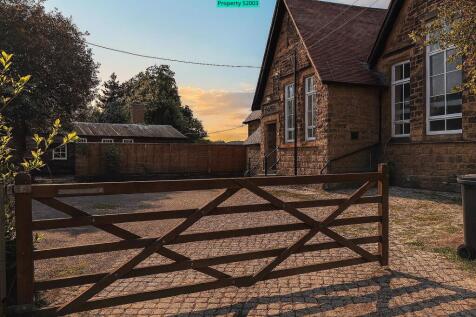 Driveway Entrance