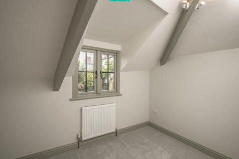 FIRST FLOOR BEDROOM/STUDY