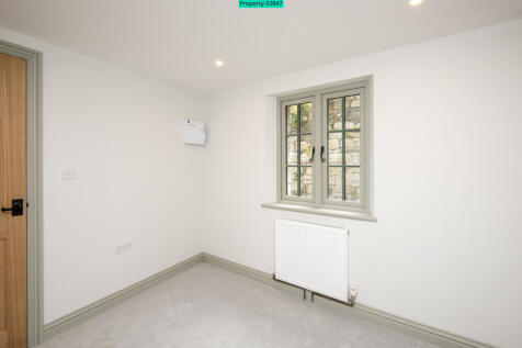 GROUND FLOOR 2ND BEDROOM