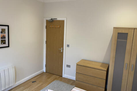 Main bedroom