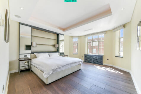 Master Bed &#43; Walk In Wardrobe