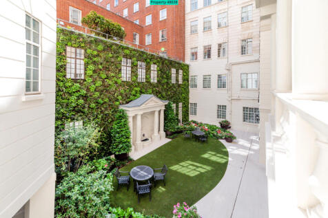 Shared Terrace off Reception