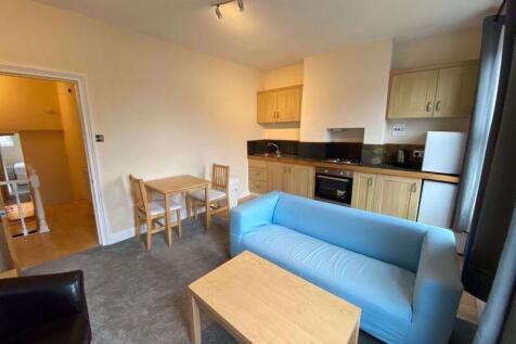 Living Room/ Kitchen