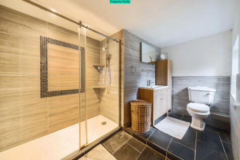 House Ensuite