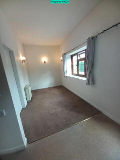 Lounge/Kitchen area