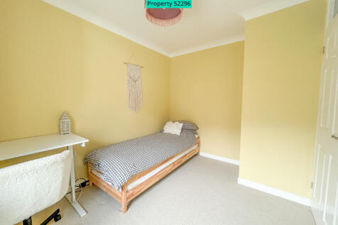 Bedroom #2