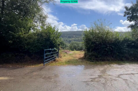 Gate from lane