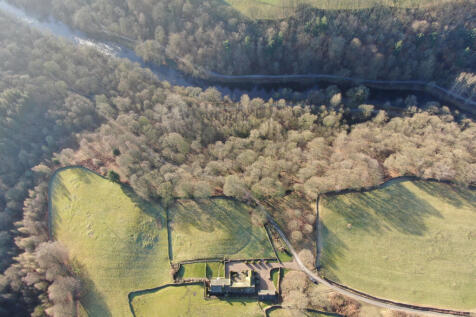 Laund House and Laund Cottage