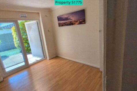 Downstairs Flat Room 2