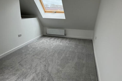 2nd floor bedroom