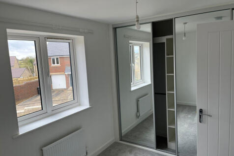 1st floor rear bedroom