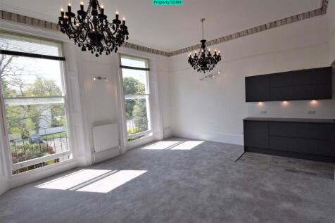 Living room/kitchen